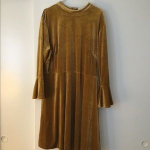 Mustard bell sleeve crushed velvet dress